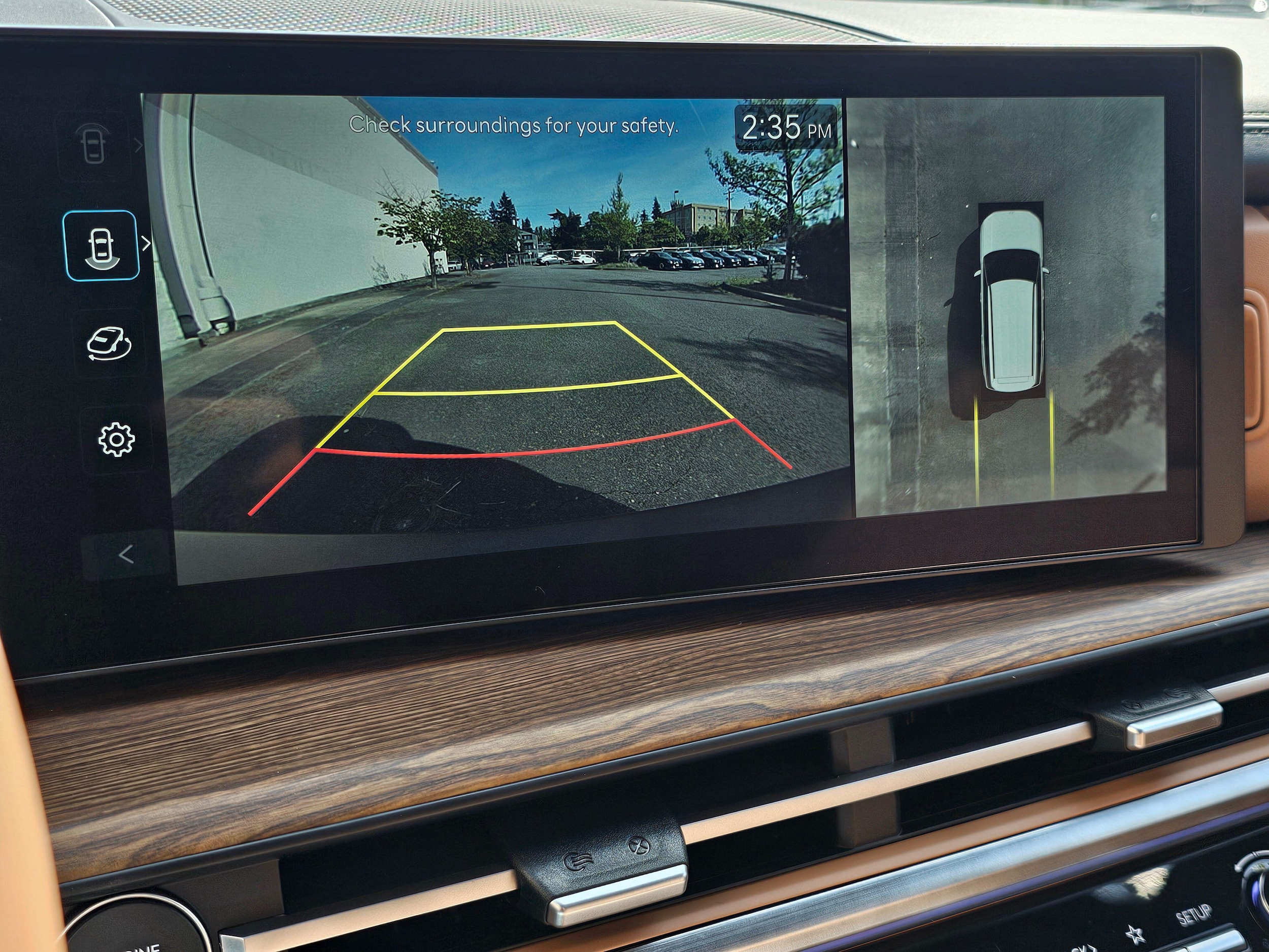 2025 Hyundai Santa Fe Limited - Photo 18