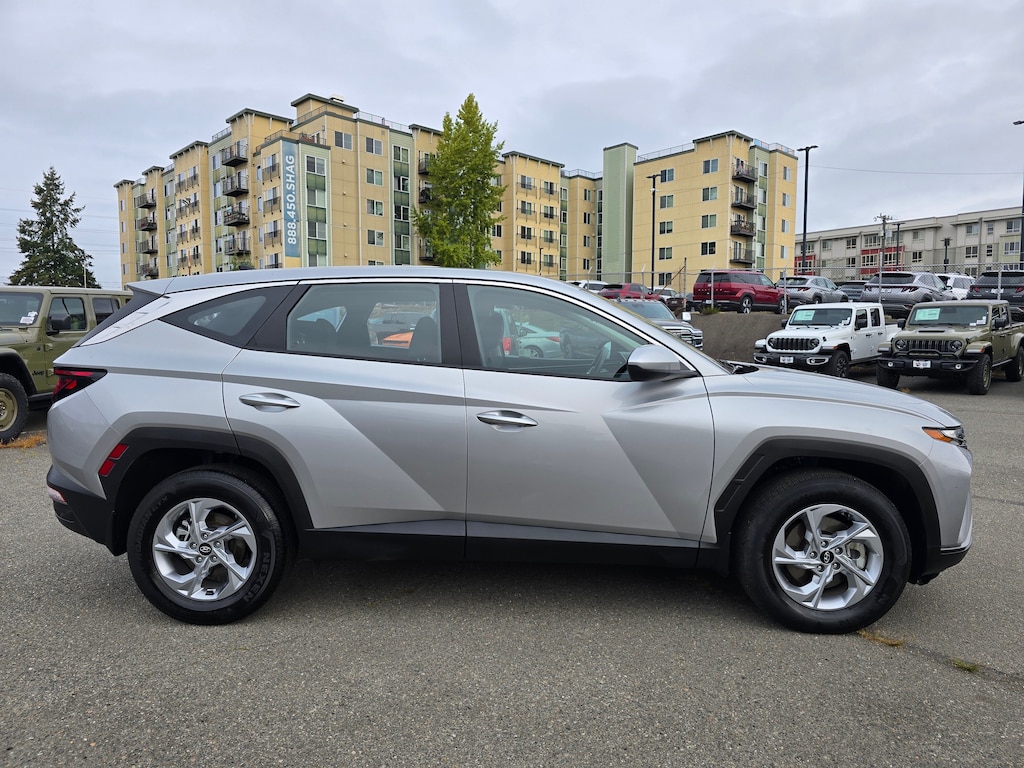 Used 2024 Hyundai Tucson SE SUV