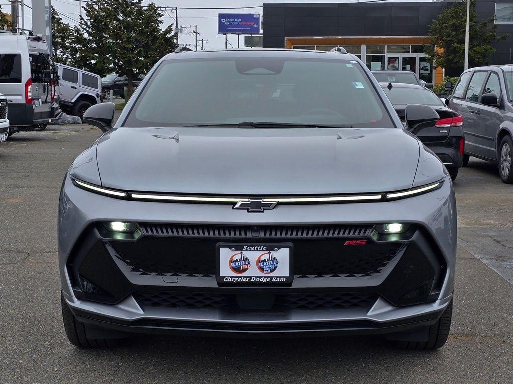Used 2025 Chevrolet Equinox EV RS SUV