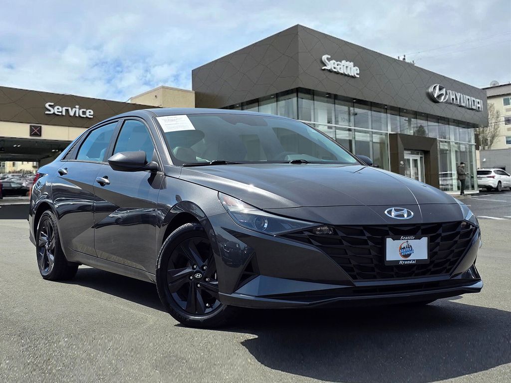 2022 Hyundai Elantra 2.0 SEL IVT SULEV's photo