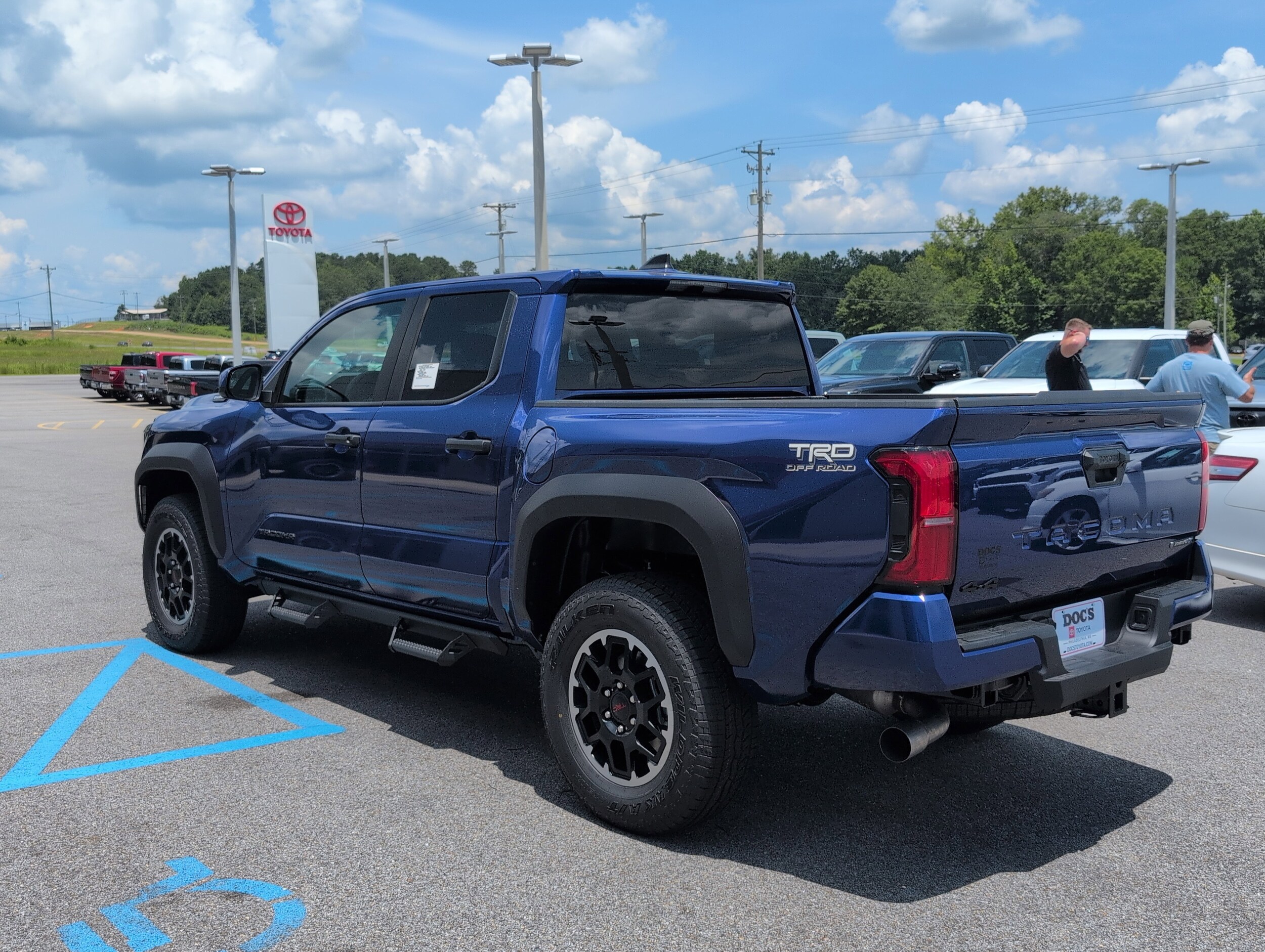2025 Toyota Tacoma TRD Double Cab photo 3
