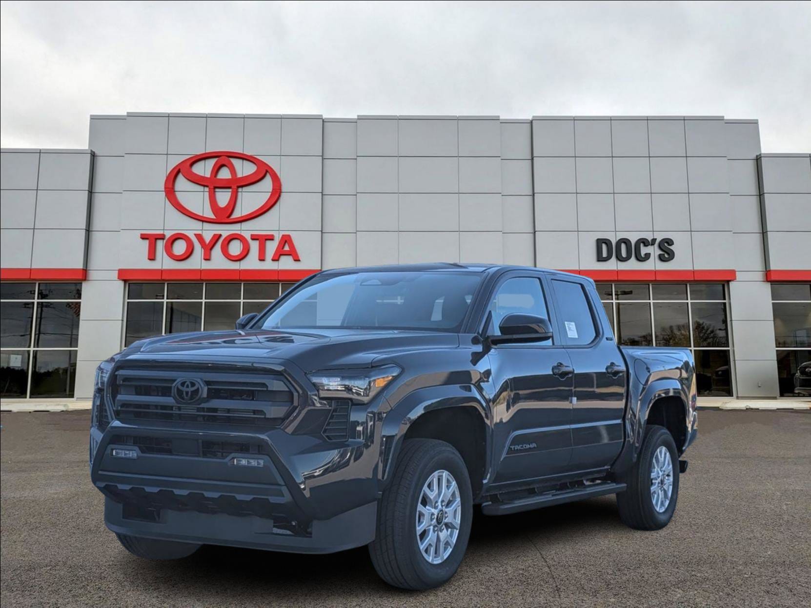 2025 Toyota Tacoma SR5's photo