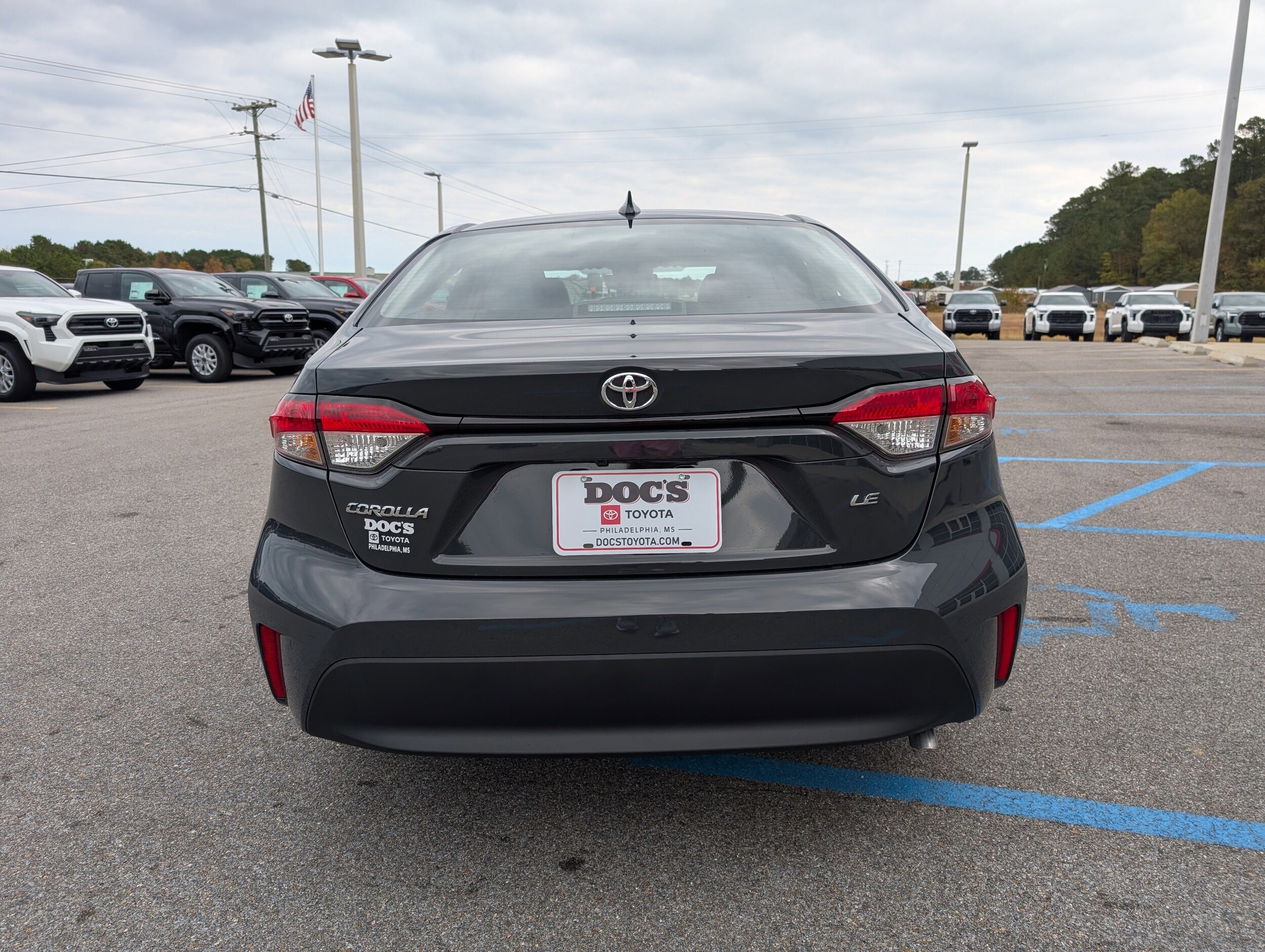 2026 Toyota Corolla LE photo 4