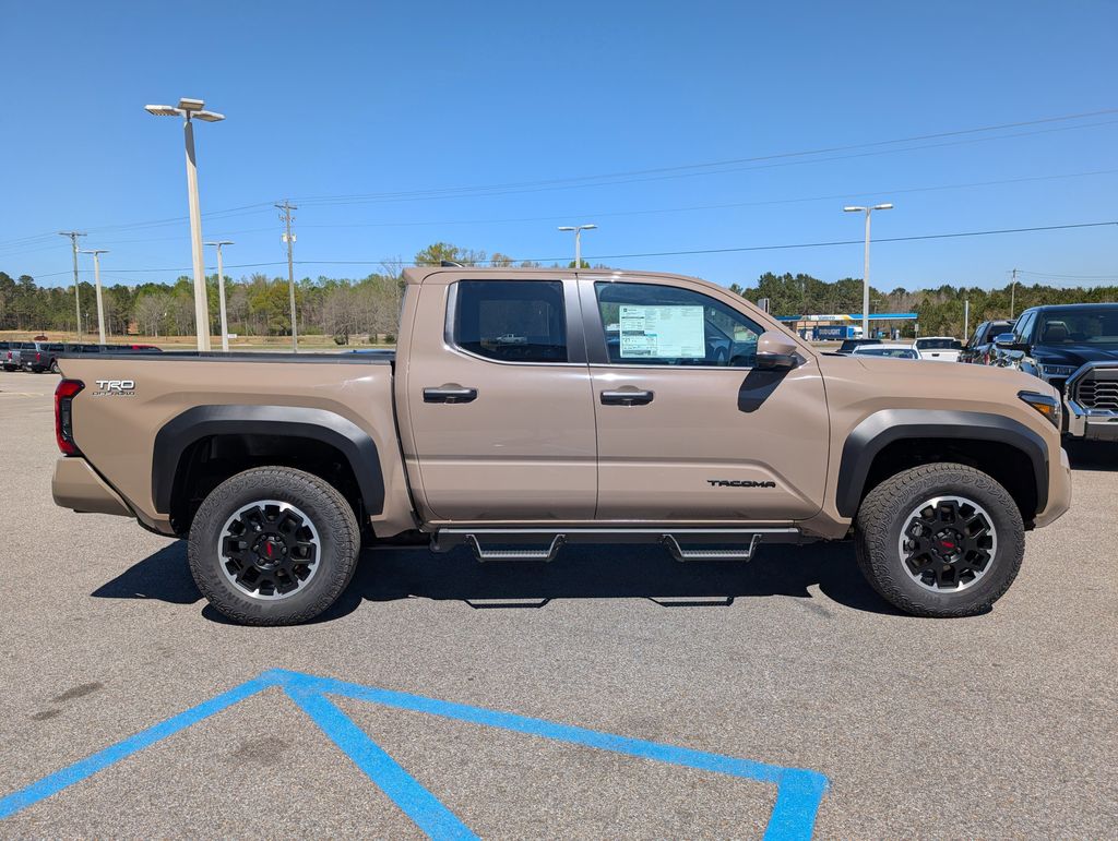 2026 Toyota Tacoma TRD Off Road - Photo 12