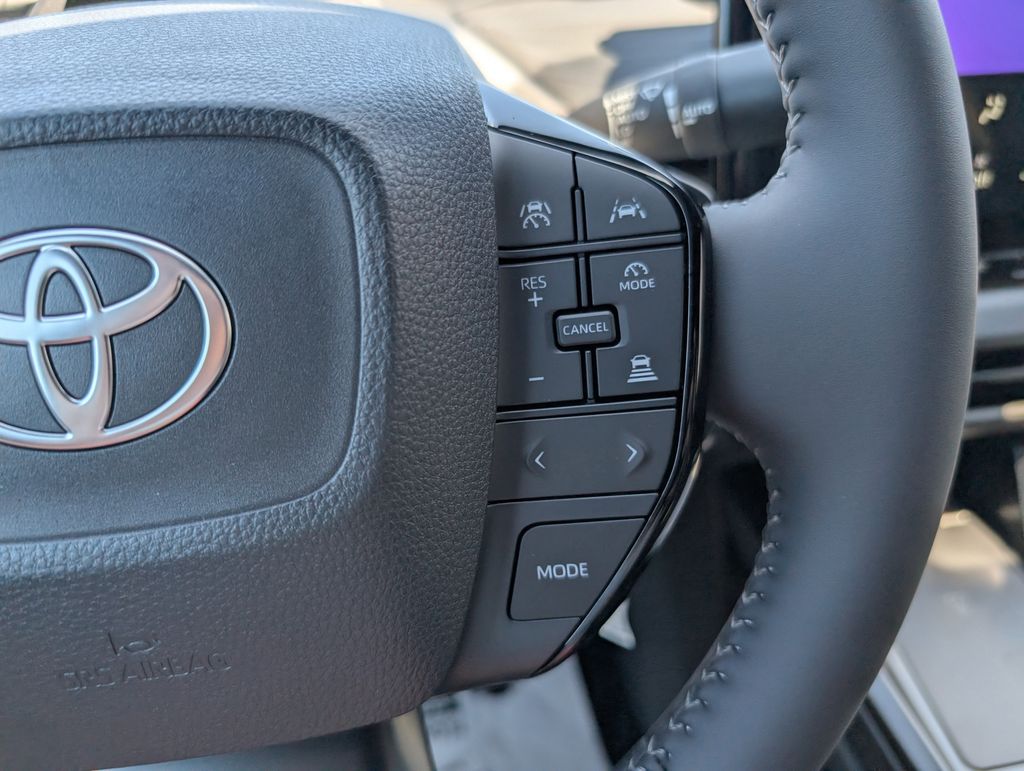 2026 Toyota C-HR XSE - Photo 19