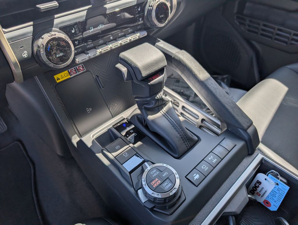 2026 Toyota Tacoma TRD Off Road - Photo 3