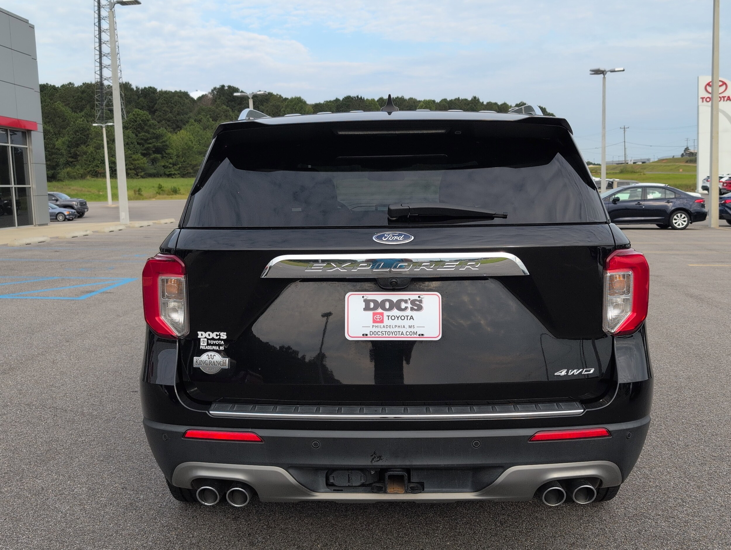 2021 Ford Explorer King Ranch photo 3