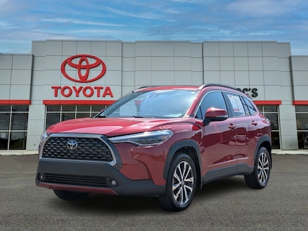 2022 Toyota Corolla Cross XLE SUV