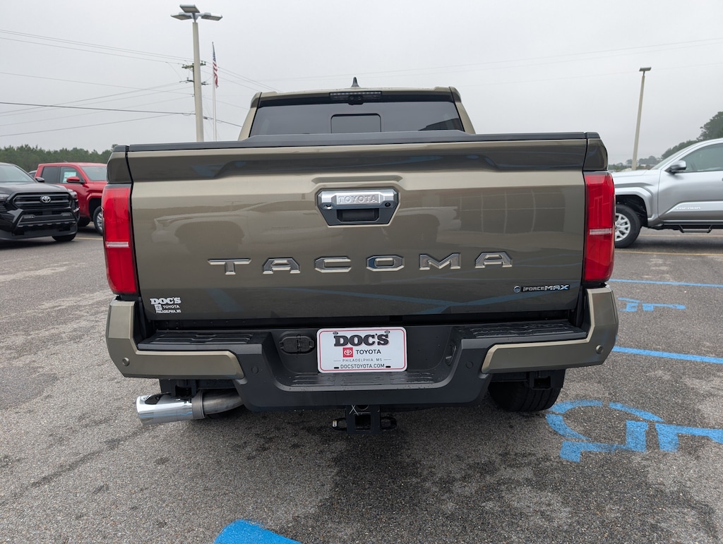 New 2025 Toyota Tacoma i-FORCE MAX Limited Hybrid Double Cab 5' Bed AT Truck Double Cab