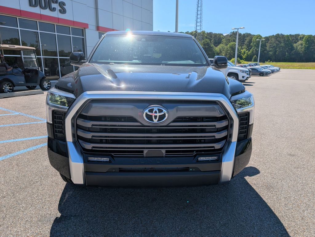 2026 Toyota Tundra Limited - Photo 8