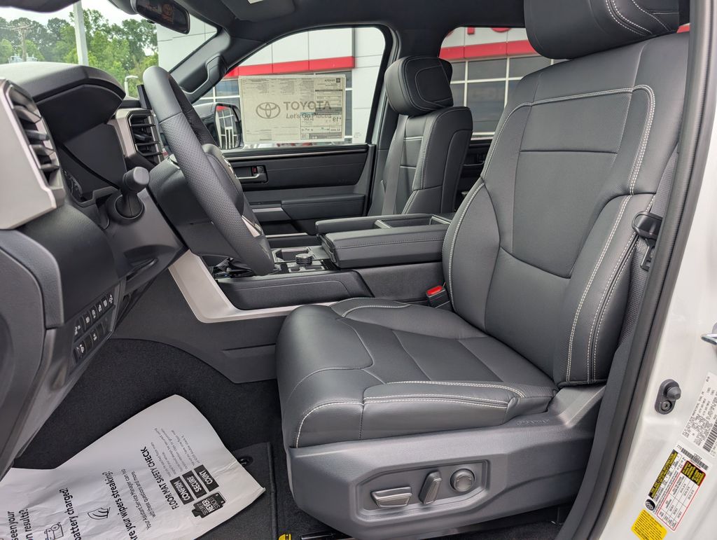2026 Toyota Tundra SR5 - Photo 11