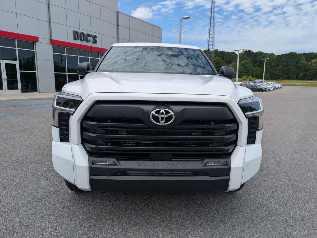 2026 Toyota Tundra SR5 - Photo 8