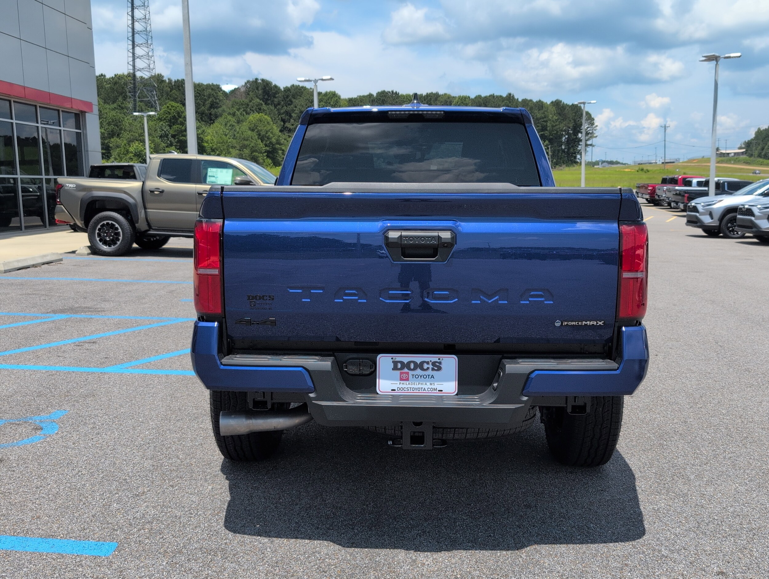 2025 Toyota Tacoma TRD Double Cab photo 4