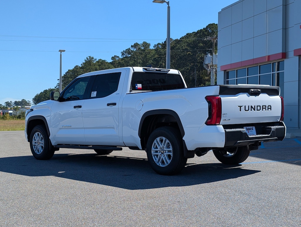 New 2026 Toyota Tundra SR5 CrewMax 6.5' Bed Truck CrewMax