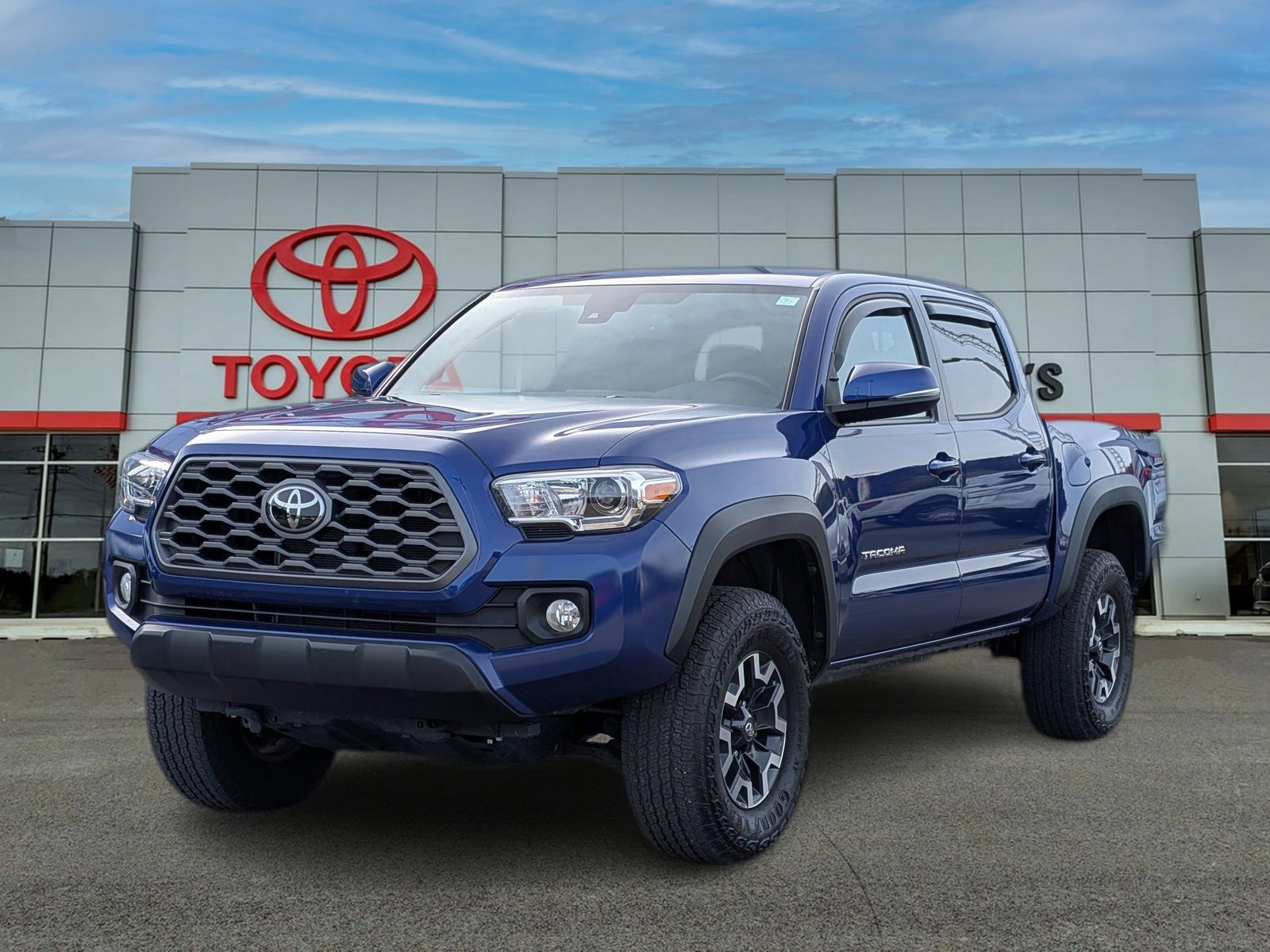 2023 Toyota Tacoma TRD Off Road's photo