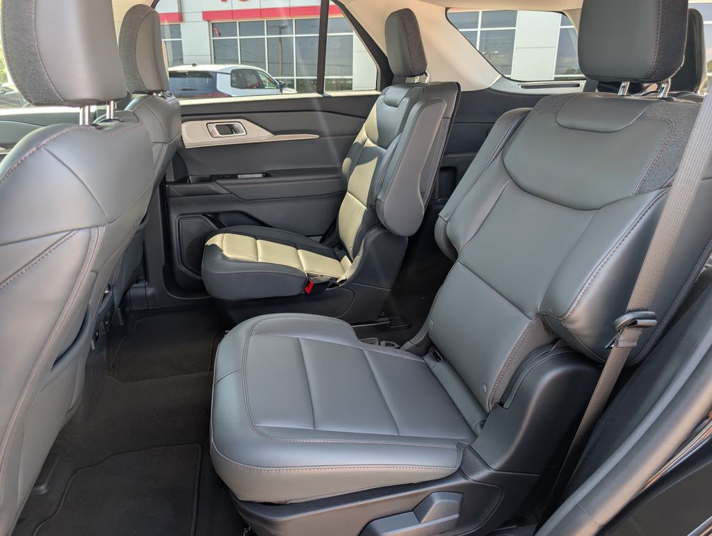 2026 Ford Explorer - Photo 29