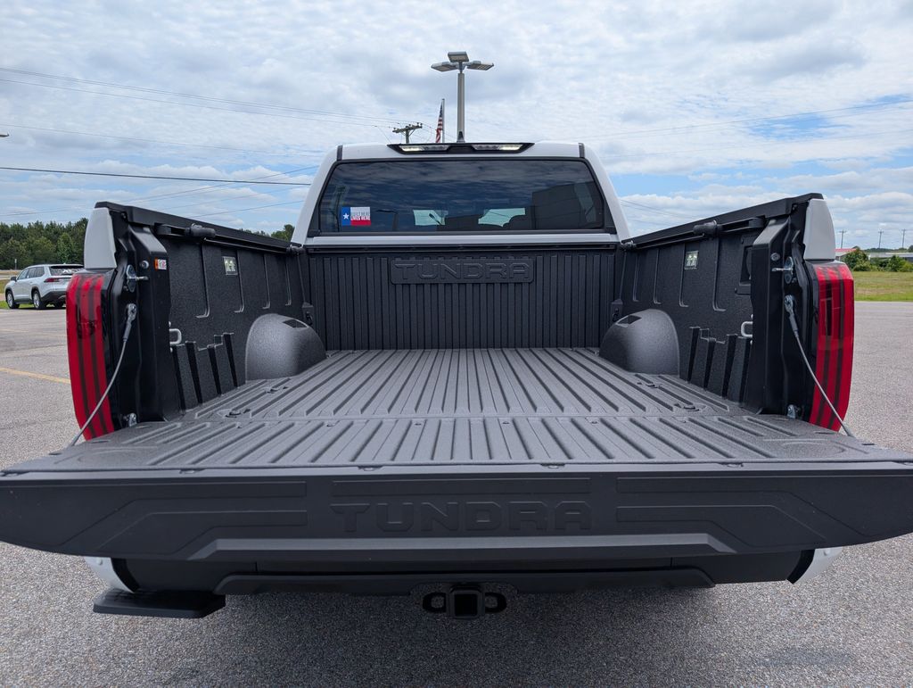 2026 Toyota Tundra SR5 - Photo 33