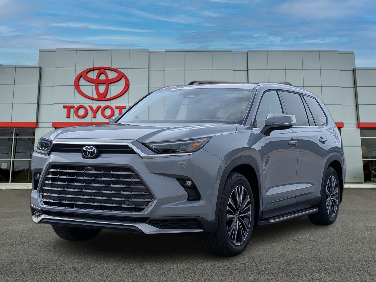 2026 Toyota Grand Highlander Platinum's photo