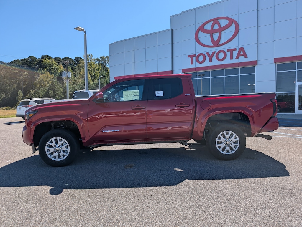 New 2025 Toyota Tacoma SR5 Double Cab 5' Bed AT Truck Double Cab