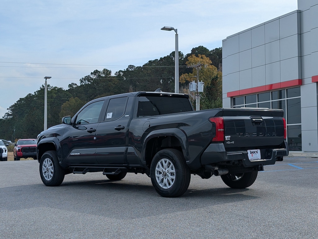 New 2025 Toyota Tacoma SR5 Double Cab 6' Bed AT Truck Double Cab