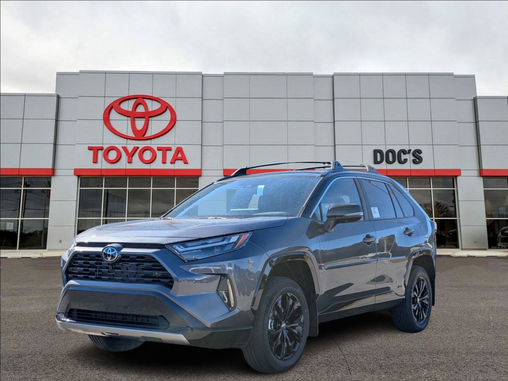 2025 Toyota RAV4 XSE's photo