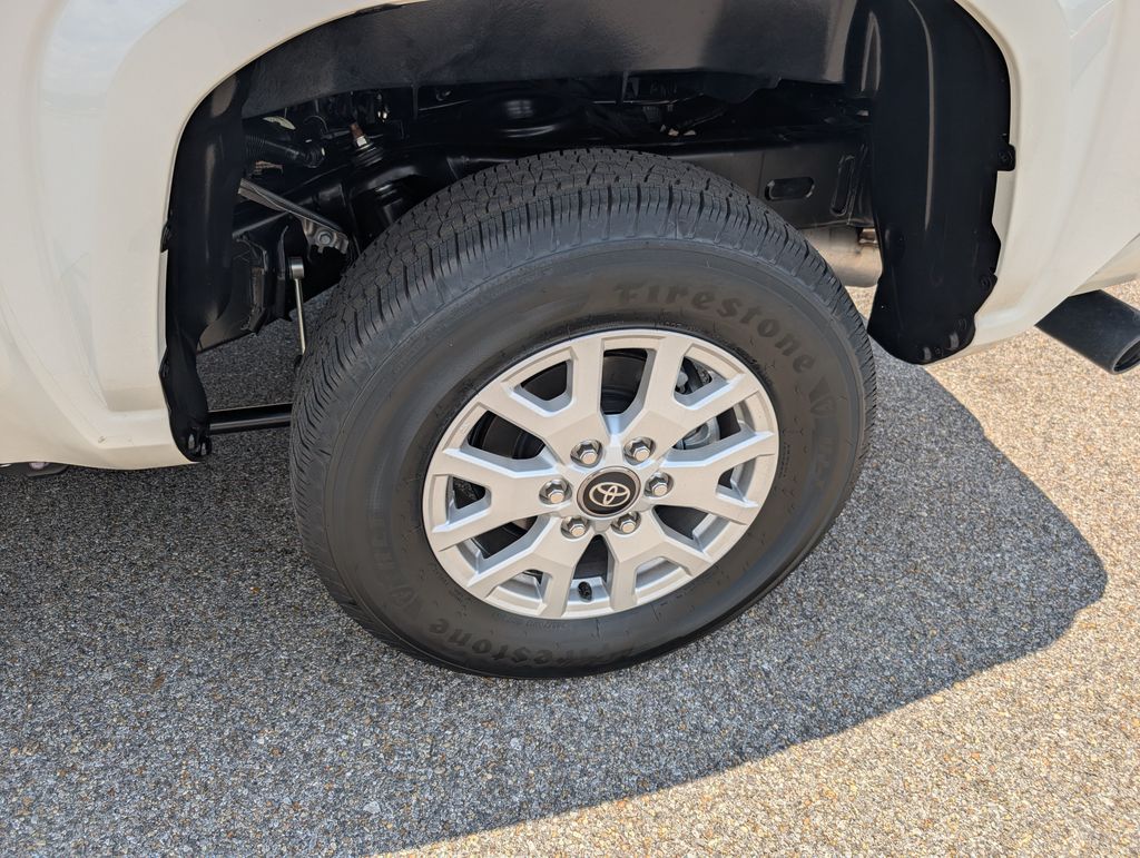 2026 Toyota Tacoma SR5 - Photo 30