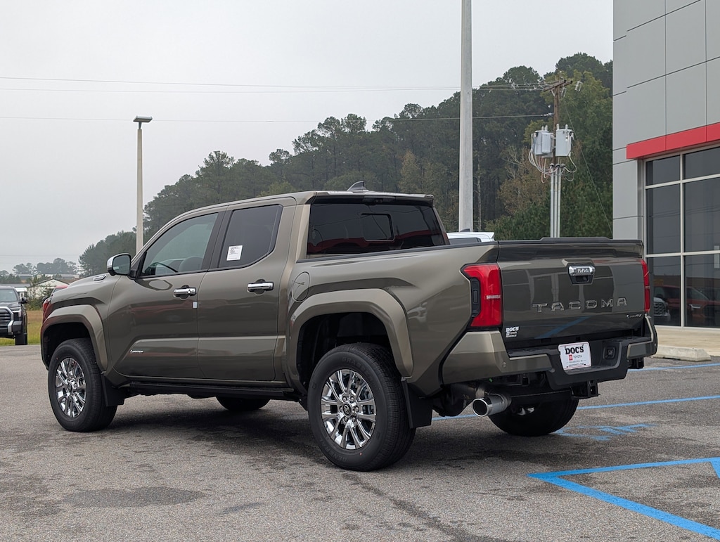 New 2025 Toyota Tacoma i-FORCE MAX Limited Hybrid Double Cab 5' Bed AT Truck Double Cab