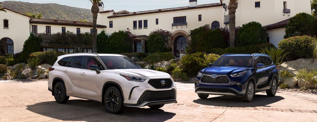 2023_Toyota_Highlander1.jpg
