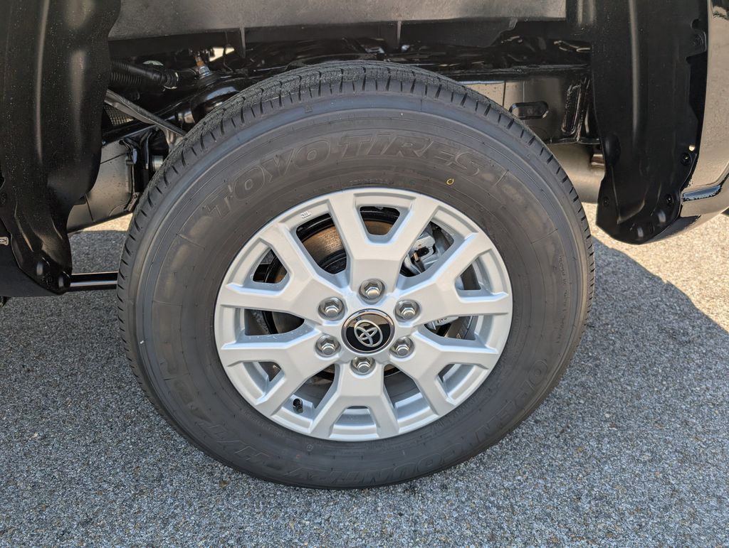 2026 Toyota Tacoma SR5 - Photo 29