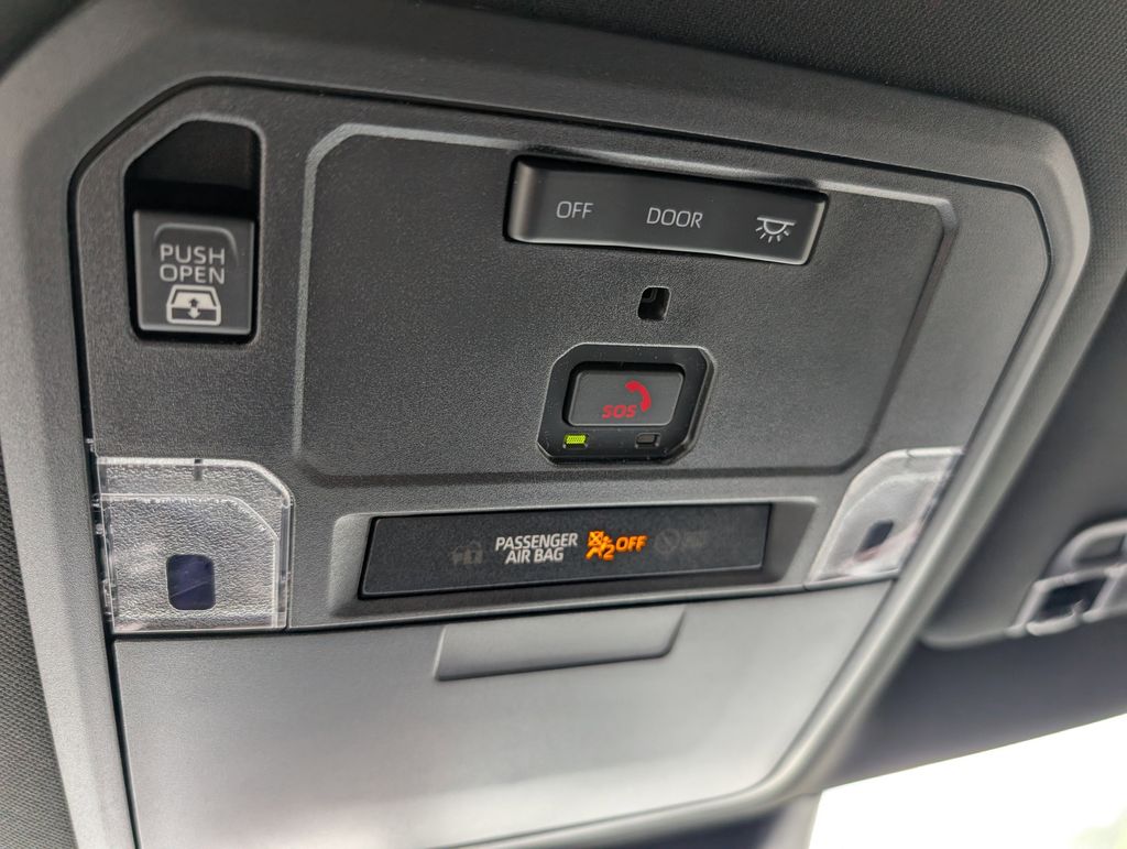 2026 Toyota Tundra SR5 - Photo 12