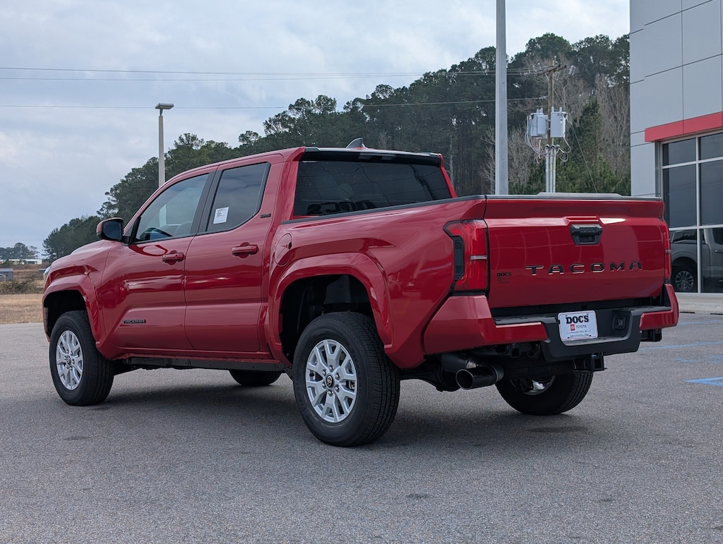 New 2026 Toyota Tacoma SR5 Double Cab 5' Bed AT Truck Double Cab
