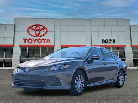 2024 Toyota Camry Hybrid LE Sedan