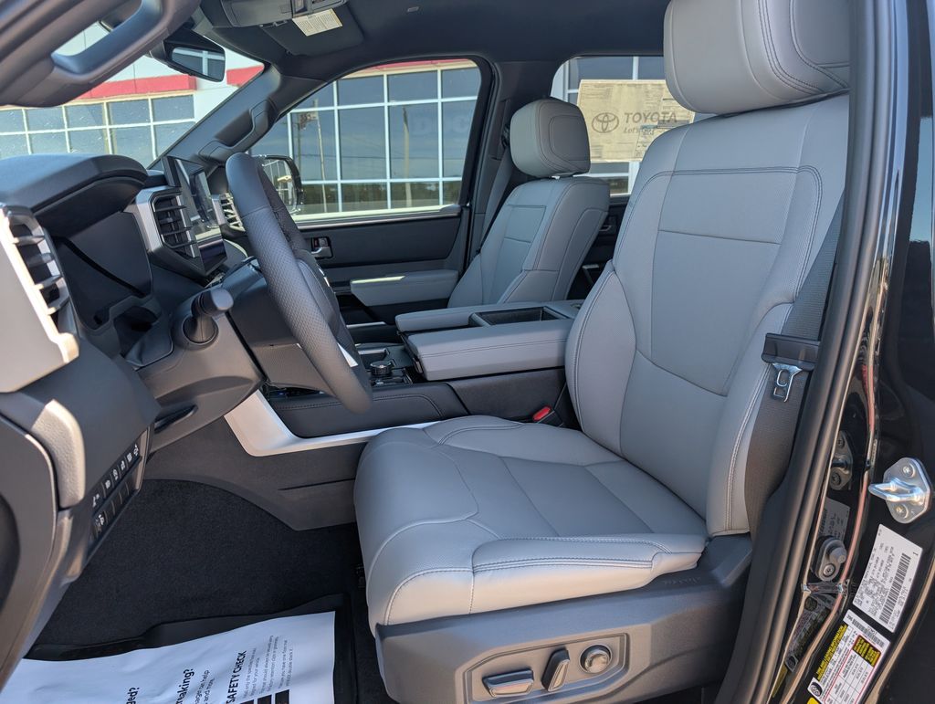 2026 Toyota Tundra Limited - Photo 12