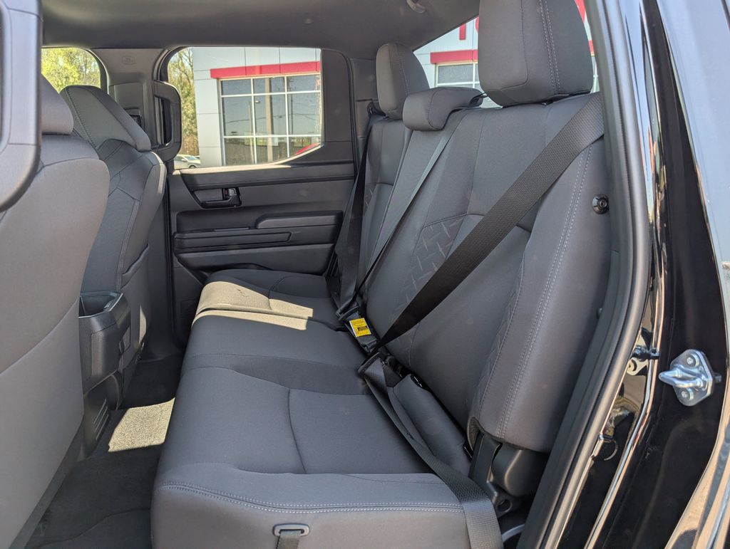 2026 Toyota Tacoma SR5 - Photo 28