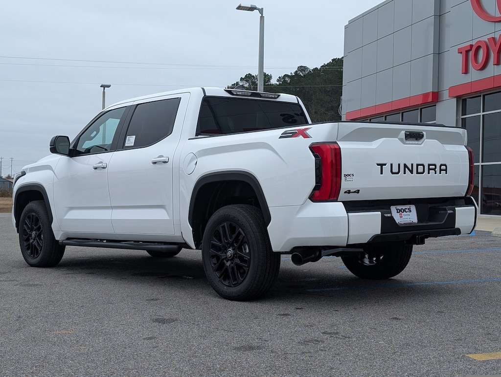 New 2026 Toyota Tundra SR5 CrewMax 5.5' Bed Truck CrewMax