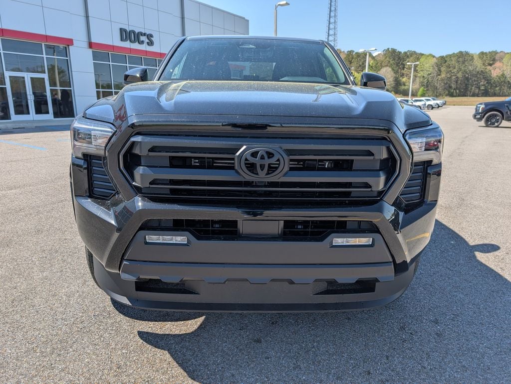 2026 Toyota Tacoma SR5 - Photo 8