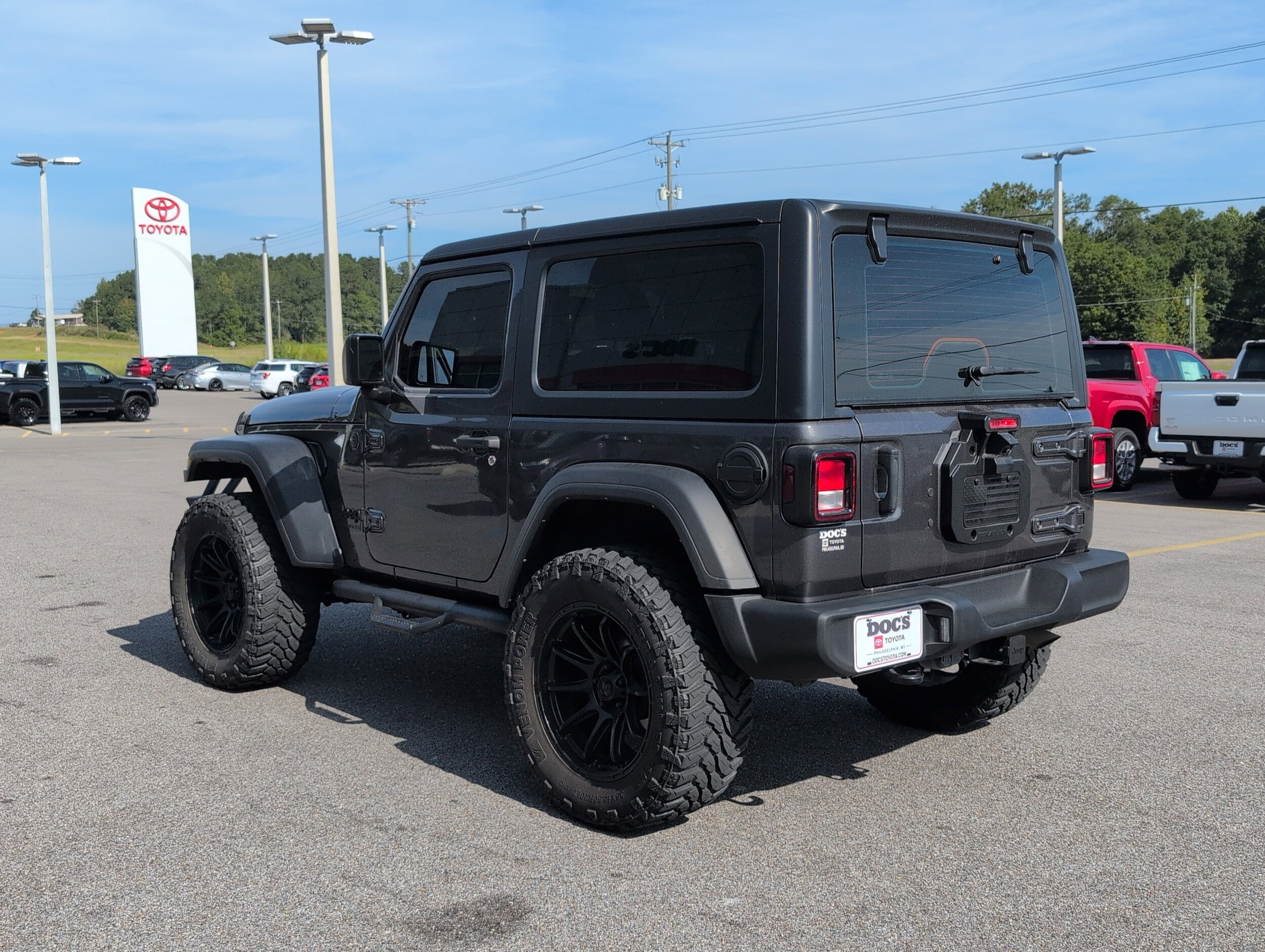 2022 Jeep Wrangler Sport photo 3