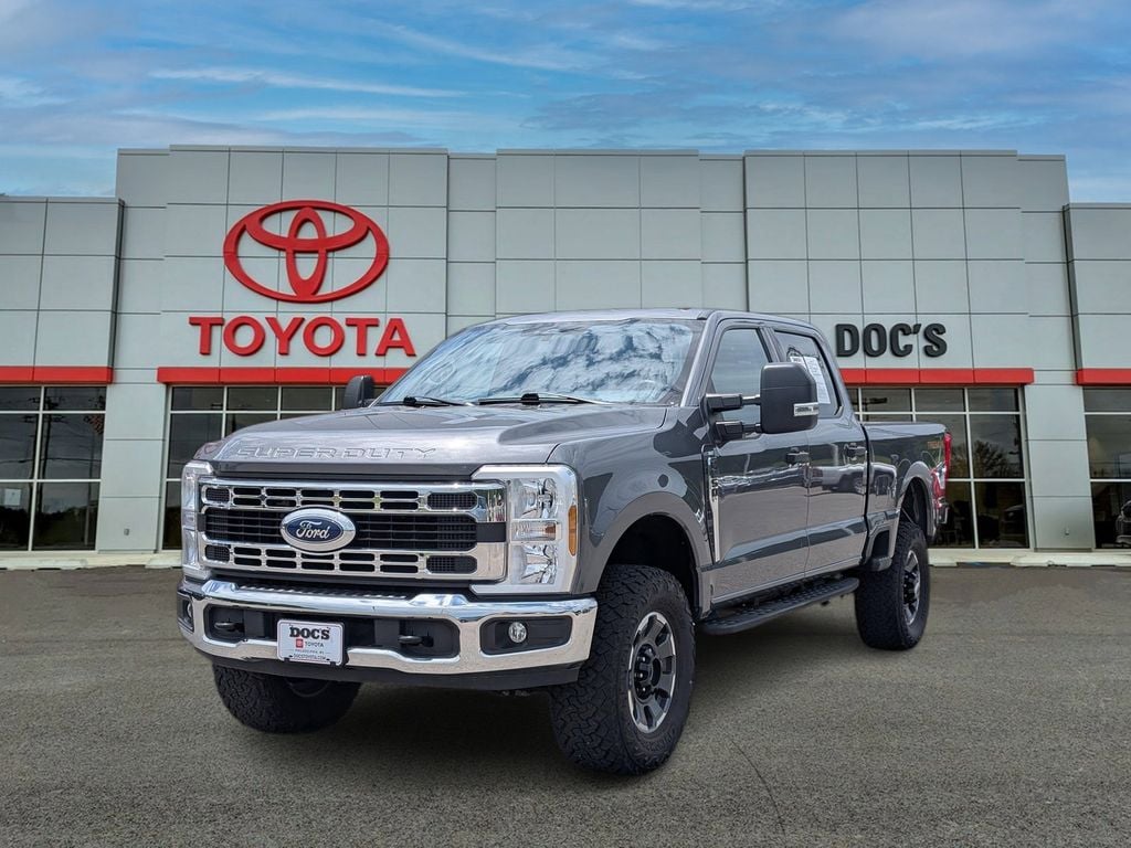 2024 Ford F-250 XLT 4x4 Crew Cab 6-3/4' Box's photo