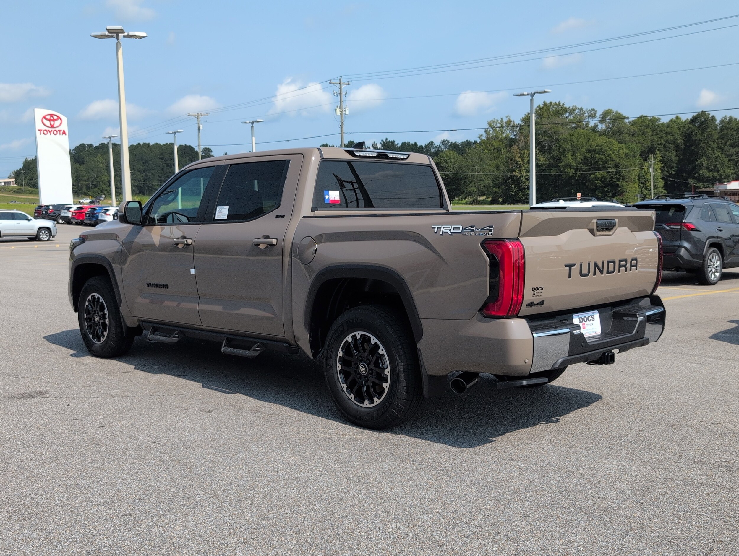 2026 Toyota Tundra SR5 CrewMax photo 3
