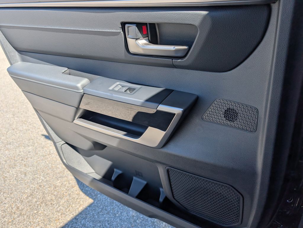 2026 Toyota Tundra Limited - Photo 30