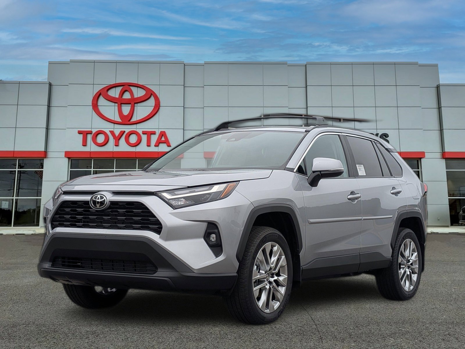 2025 Toyota RAV4 XLE Premium's photo
