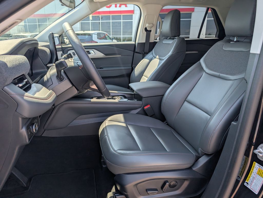 2026 Ford Explorer - Photo 11