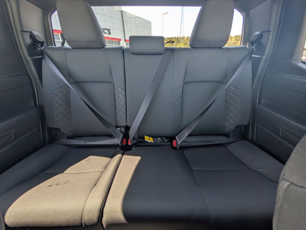 2026 Toyota Tacoma SR5 - Photo 23
