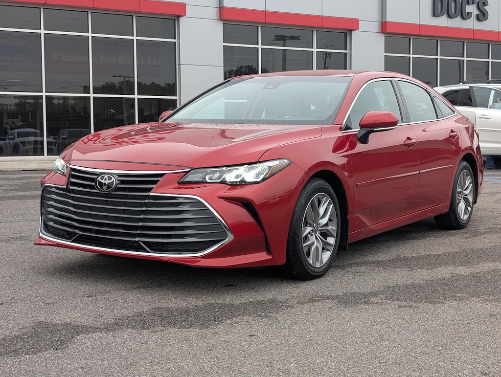 Used 2022 Toyota Avalon XLE Sedan
