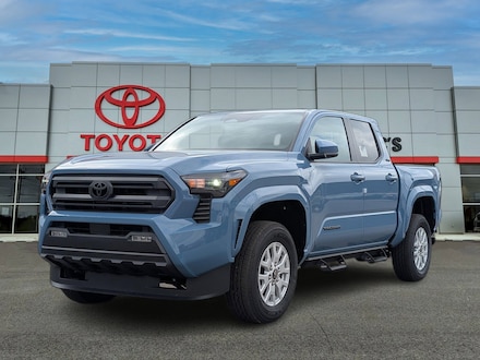 2026 Toyota Tacoma SR5 Double Cab 5' Bed AT Truck Double Cab RWD Double Cab