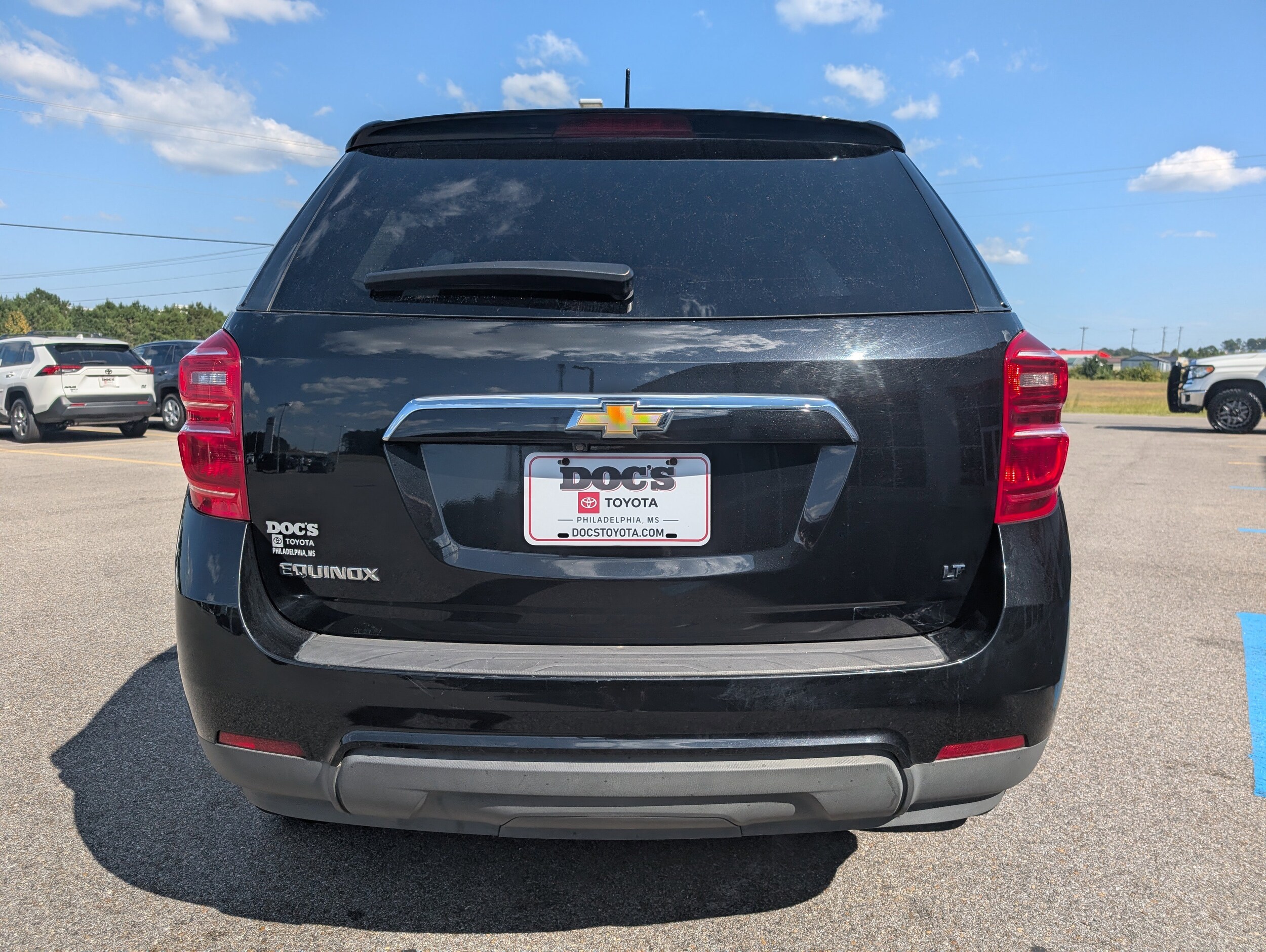 2017 Chevrolet Equinox LT photo 4