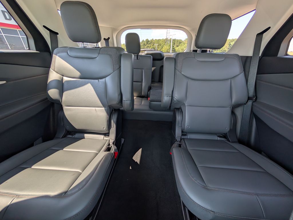 2026 Ford Explorer - Photo 23