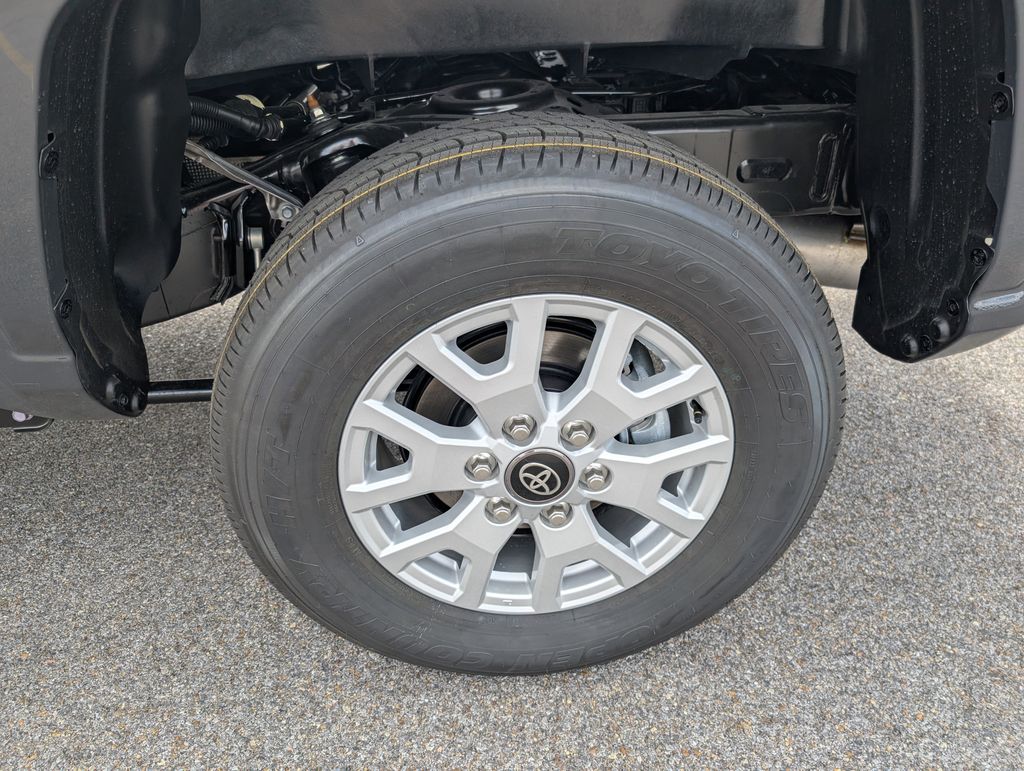 2026 Toyota Tacoma SR5 - Photo 29