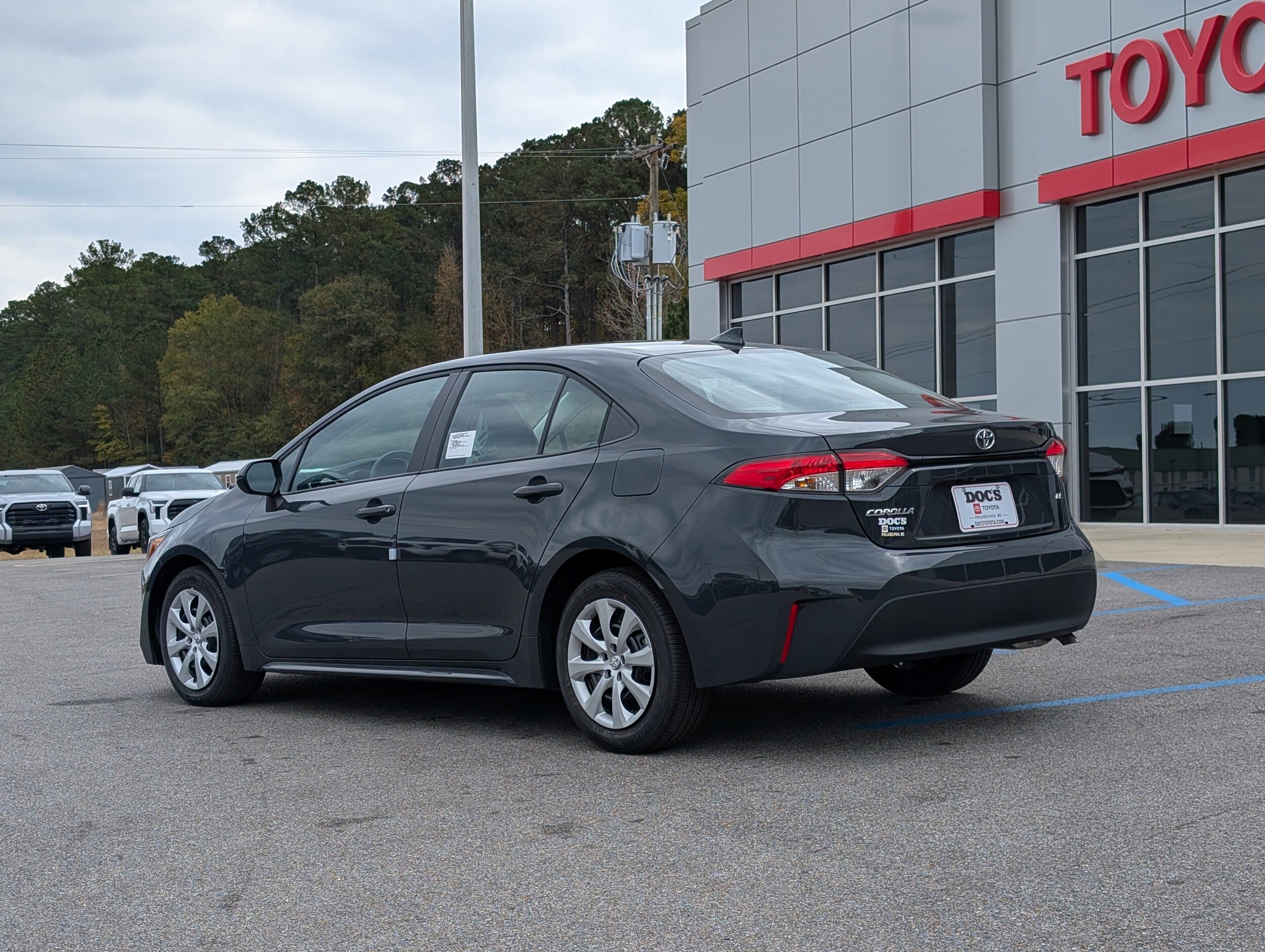 2026 Toyota Corolla LE photo 3