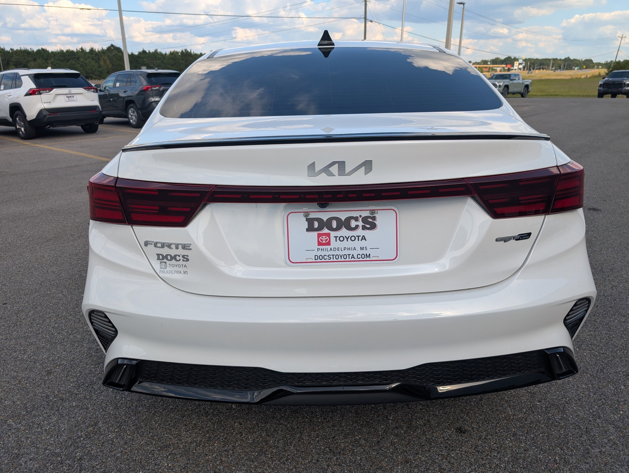 2023 Kia Forte GT-Line photo 4